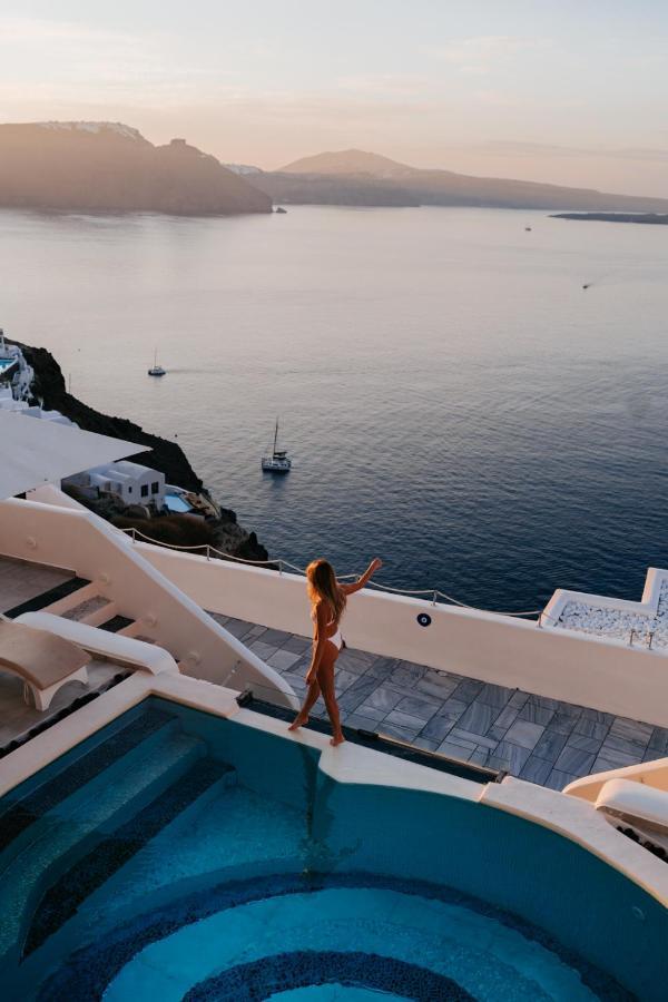 Santorini Secret Premium Hotel Oía Exterior foto