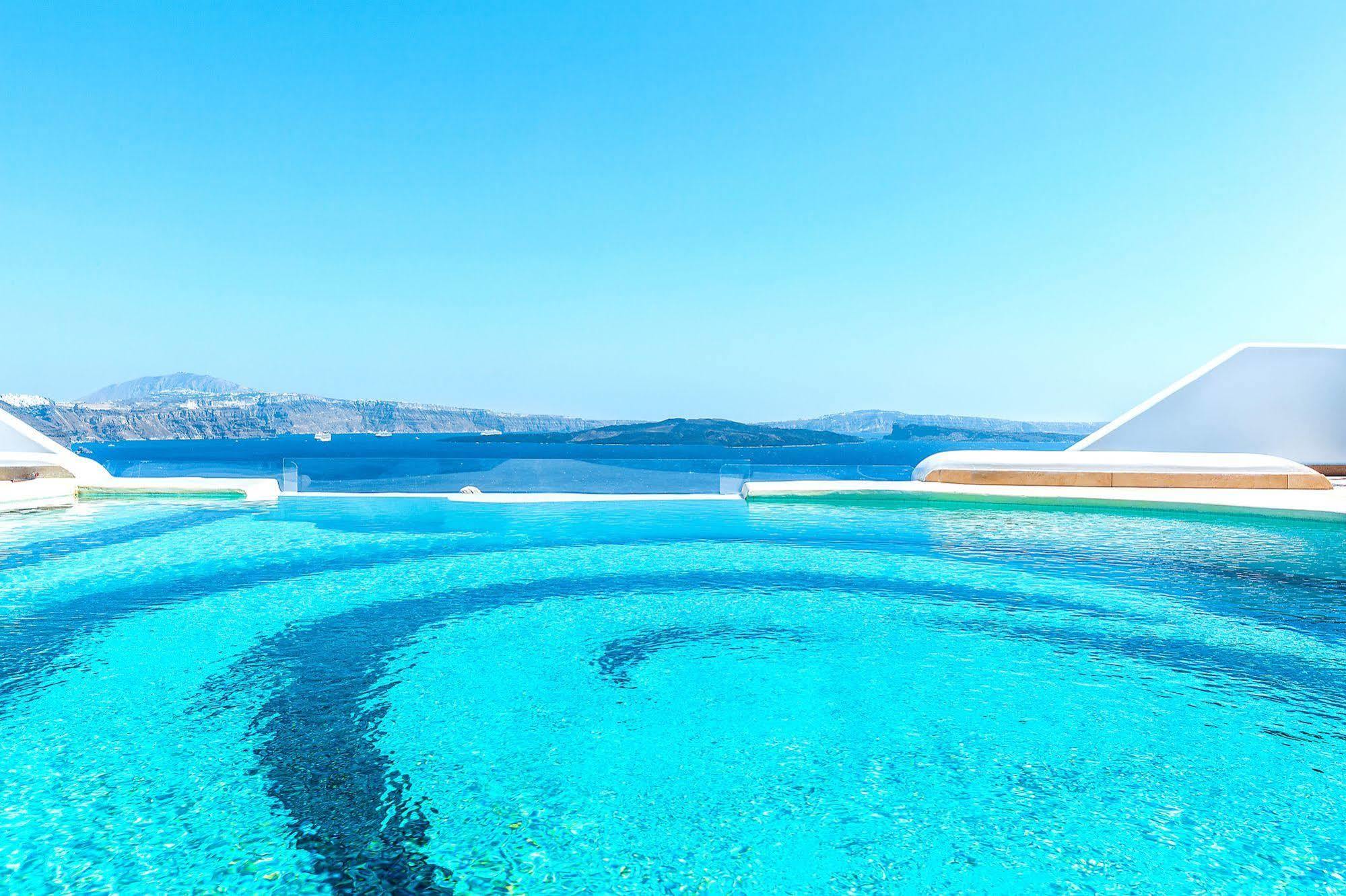 Santorini Secret Premium Hotel Oía Exterior foto